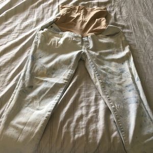 Maternity jeans